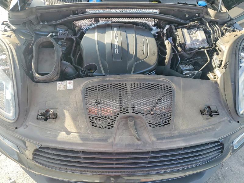 Photo 12 from auction – 2019 PORSCHE MACAN with VIN WP1AA2A54KLB05325