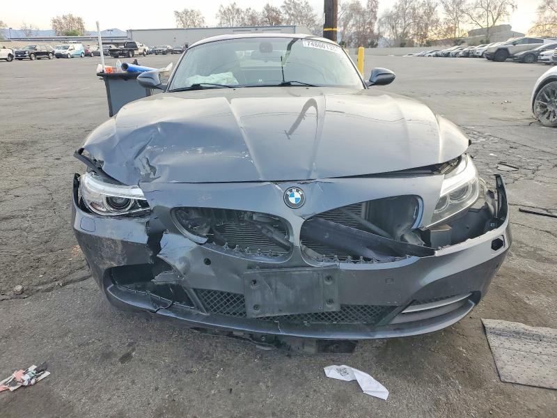 Photo 5 from auction – 2016 BMW Z4 SDRIVE2 with VIN WBALL5C50GP557983