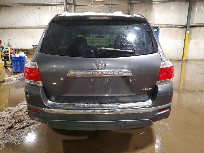 Photo 6 from auction – 2013 TOYOTA HIGHLANDER with VIN 5TDBK3EH9DS235812