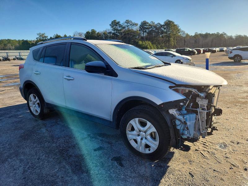 Photo 4 from auction – 2015 TOYOTA RAV4 LE with VIN JTMZFREV7FJ038326
