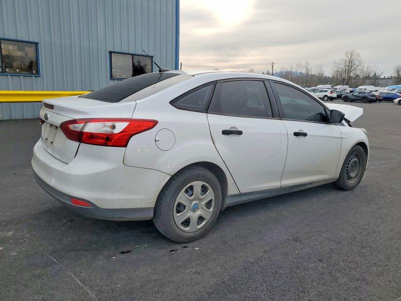 Photo 3 from auction – 2012 FORD FOCUS S with VIN 1FAHP3E29CL141409