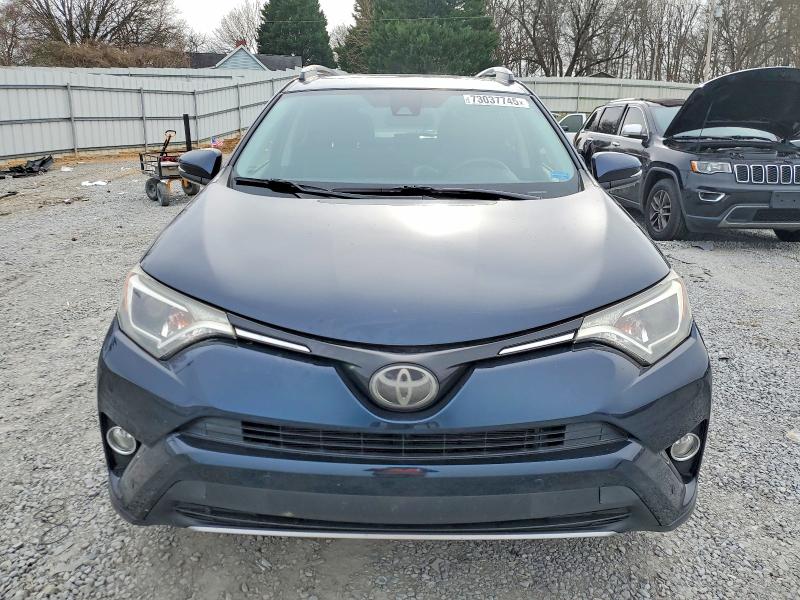 Photo 5 from auction – 2018 TOYOTA RAV4 ADVEN with VIN JTMRFREV4JJ231719