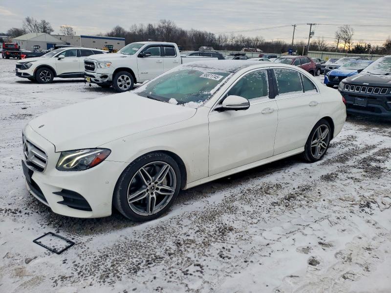 MERCEDES-BENZ E 300 4MAT 2019 with VIN WDDZF4KB8KA636597 - Photo from auction