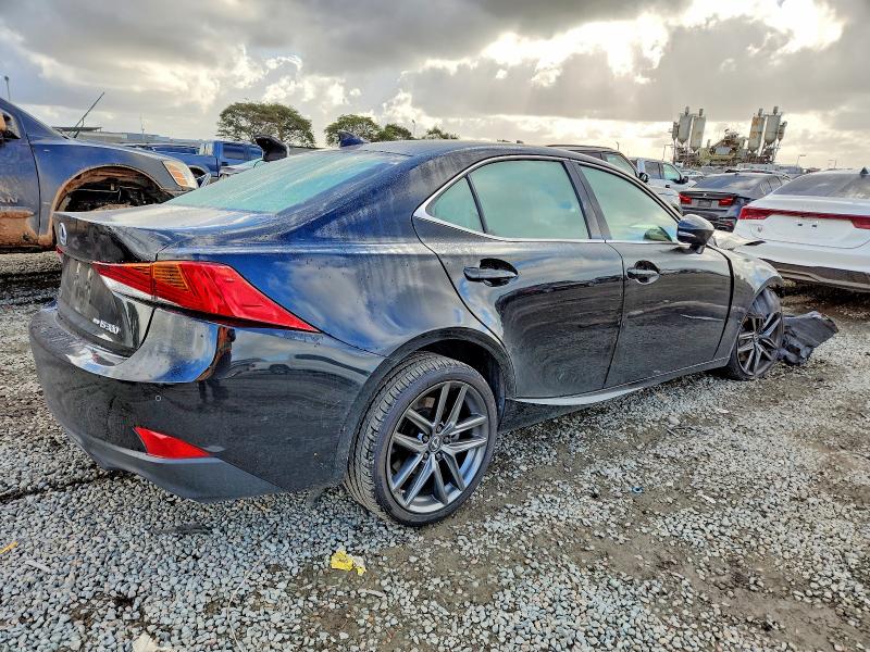 Photo 3 from auction – 2020 LEXUS IS 300 F S with VIN JTHG81F24L5042604