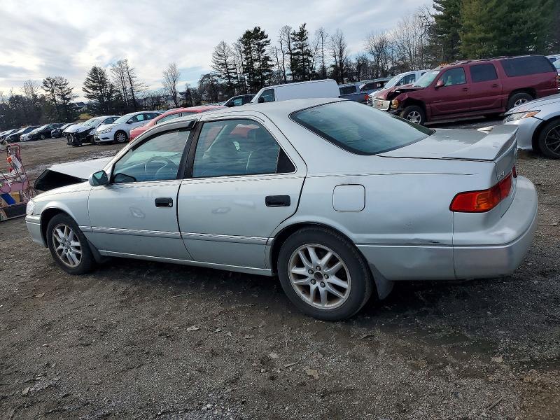 Photo 2 from auction – 2001 TOYOTA CAMRY LE with VIN 4T1BF28K61U115457