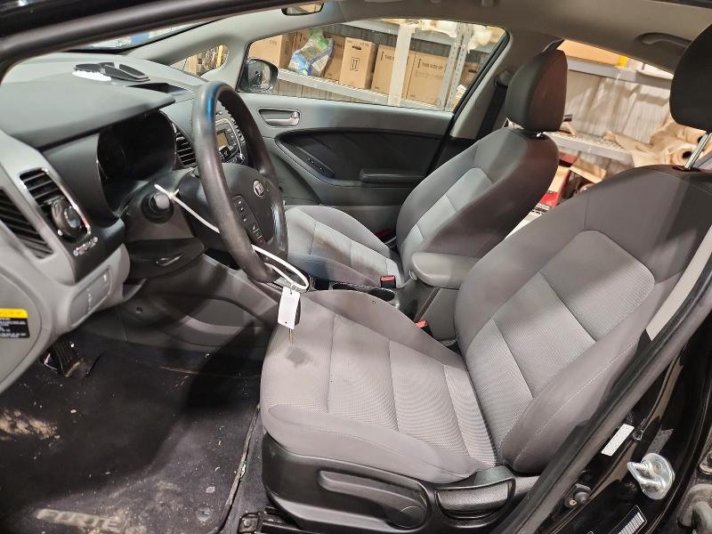 Photo 7 from auction – 2017 KIA FORTE with VIN 3KPFK4A76HE047172