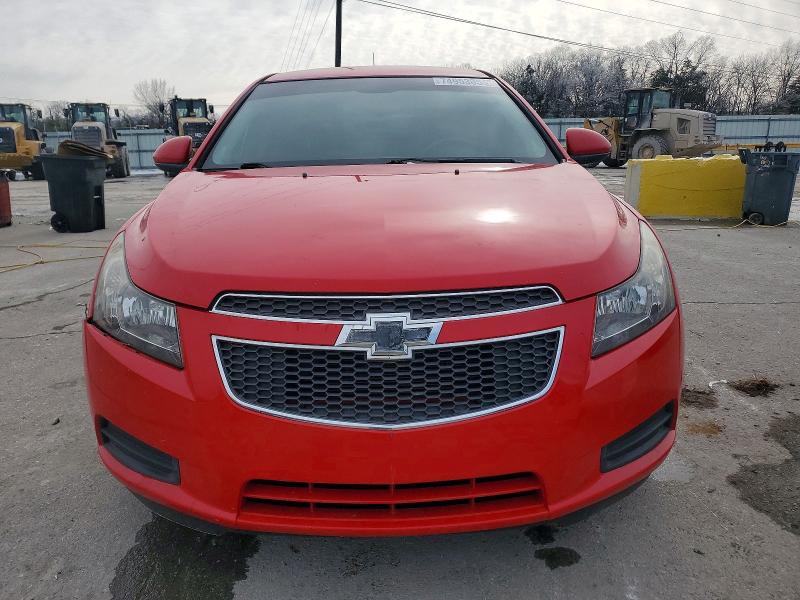 Photo 5 from auction – 2014 CHEVROLET CRUZE with VIN 1G1PC5SB4E7169852