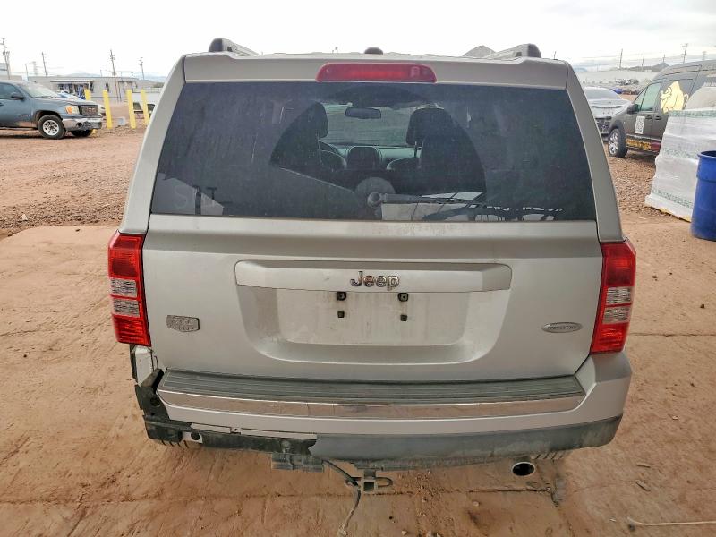 Photo 6 from auction – 2011 JEEP PATRIOT with VIN 1J4NT4GB6BD182417