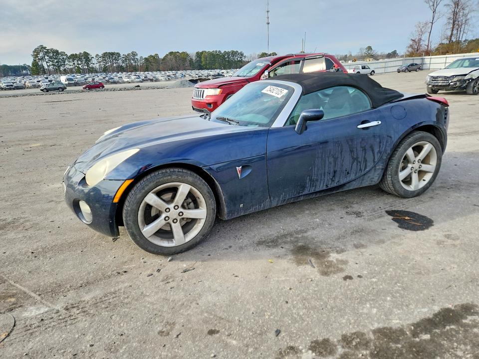 PONTIAC SOLSTICE 2006 with VIN 1G2MB33B66Y106963 - Photo from auction
