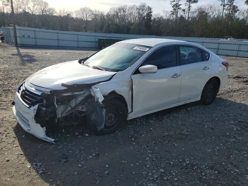 NISSAN ALTIMA 2.5 2014 with VIN 1N4AL3APXEN370476 - Photo from auction