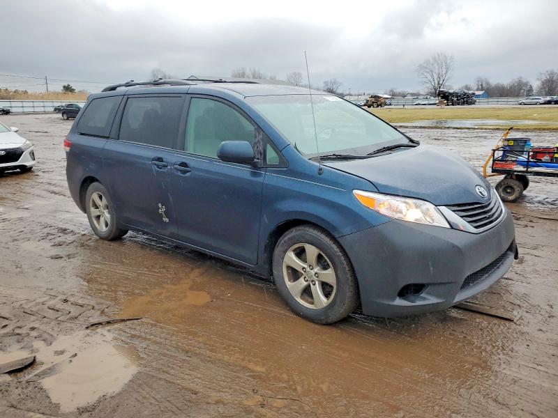 Photo 4 from auction – 2011 TOYOTA SIENNA LE with VIN 5TDKK3DC2BS099865