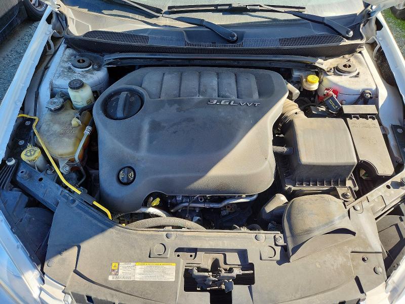Photo 11 from auction – 2013 CHRYSLER 200 LIMITE with VIN 1C3CCBCG3DN506010