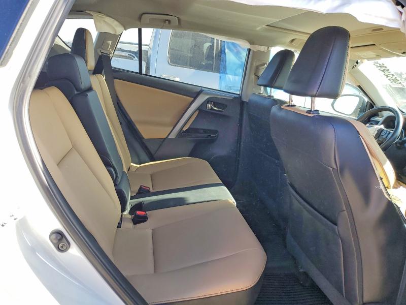Photo 11 from auction – 2016 TOYOTA RAV4 LIMIT with VIN 2T3DFREV4GW496693