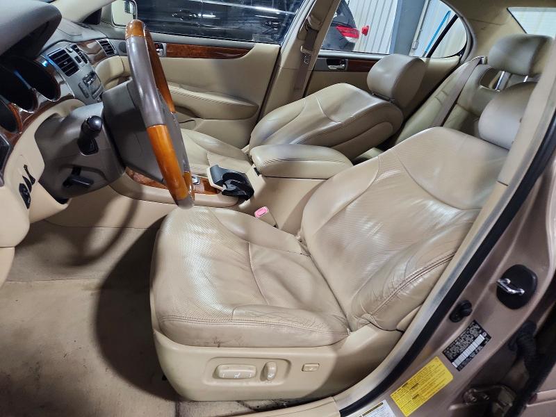 Photo 7 from auction – 2005 LEXUS ES 330 with VIN JTHBA30GX55137556