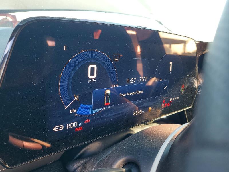 Photo 9 from auction – 2025 CHEVROLET BLAZER LT with VIN 3GNKDBRM0SS209059