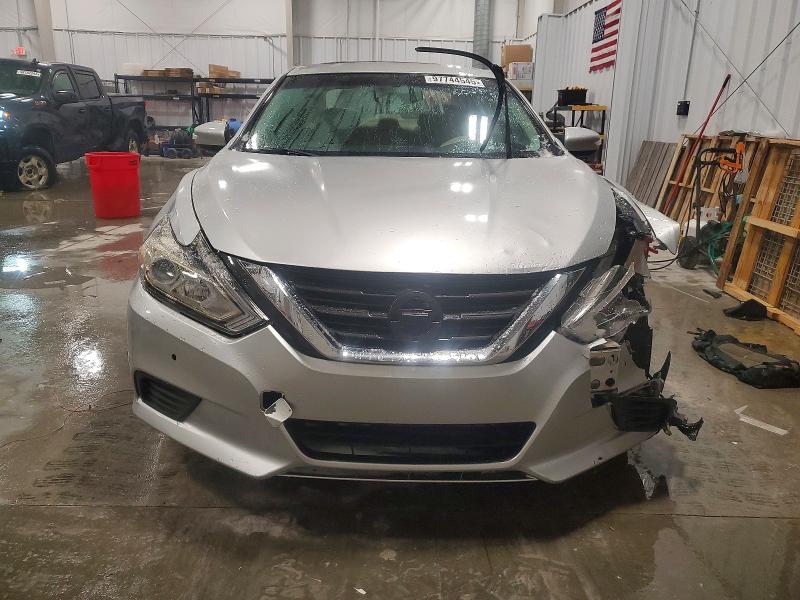 Photo 5 from auction – 2016 NISSAN ALTIMA 3.5 with VIN 1N4BL3AP8GC112119