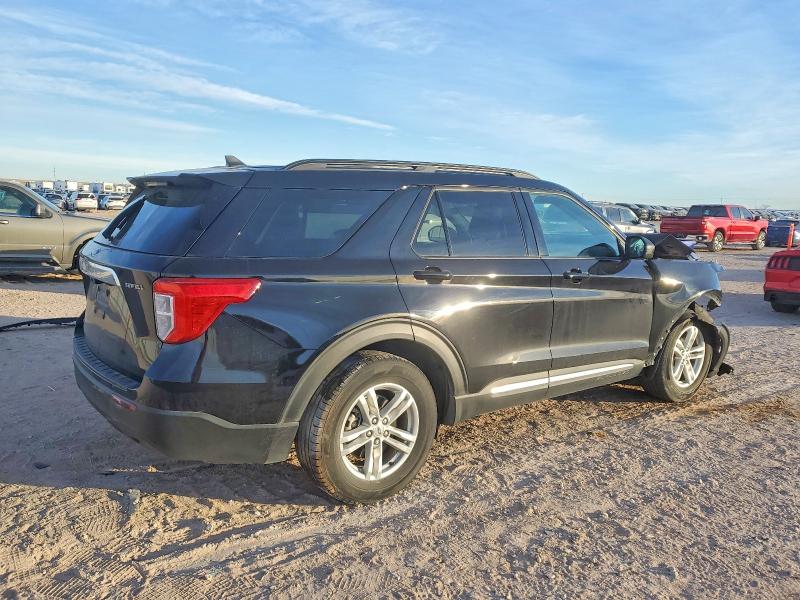 Photo 3 from auction – 2022 FORD EXPLORER with VIN 1FMSK7DH7NGC03411