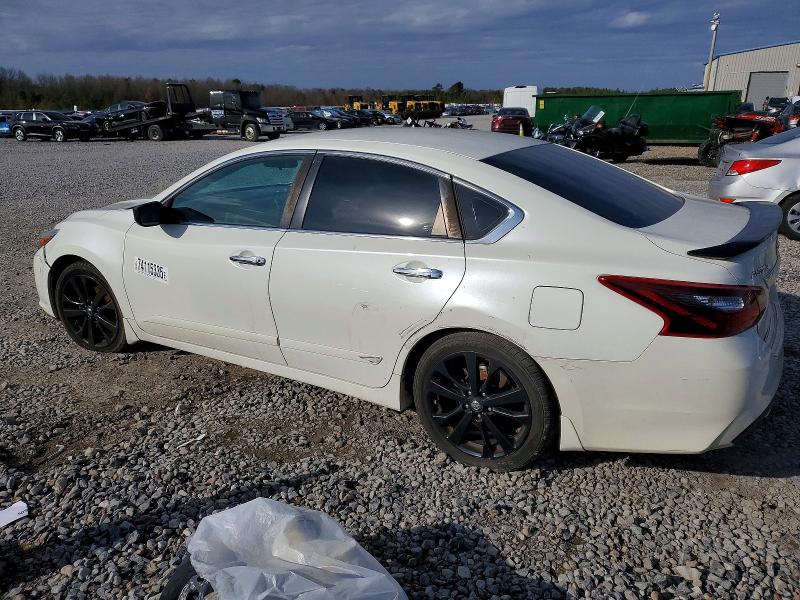 Photo 2 from auction – 2017 NISSAN ALTIMA with VIN 1N4AL3AP2HC245729