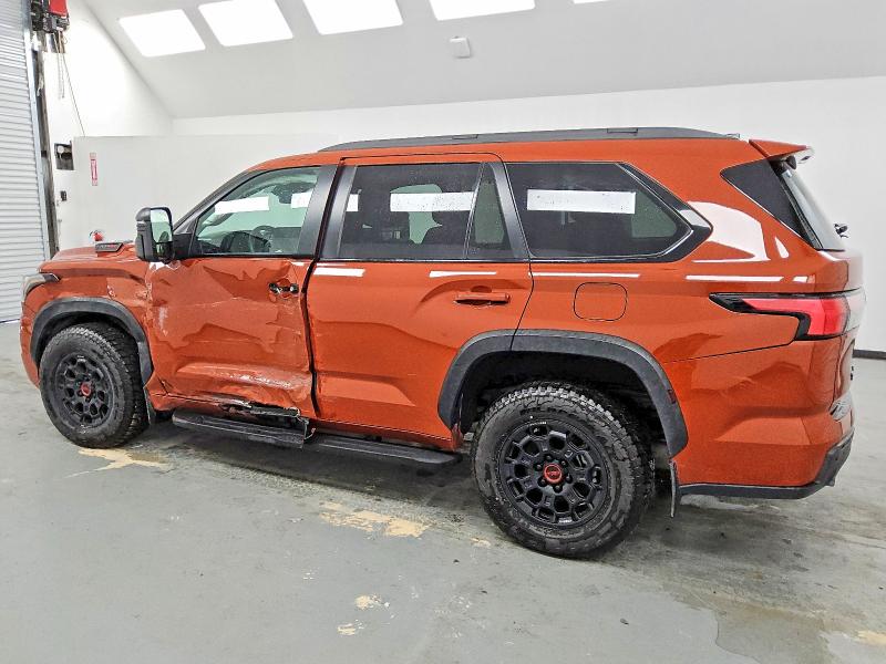 Photo 2 from auction – 2024 TOYOTA SEQUOIA sr with VIN 7SVAAABA6RX044219