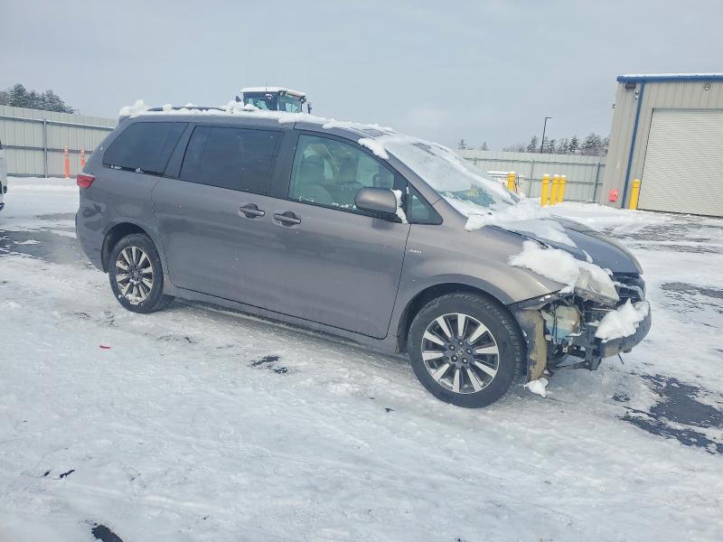 Photo 4 from auction – 2020 TOYOTA SIENNA LE with VIN 5TDJZ3DC0LS232292