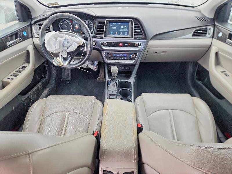 Photo 8 from auction – 2019 HYUNDAI SONATA with VIN 5NPE34AF3KH763241