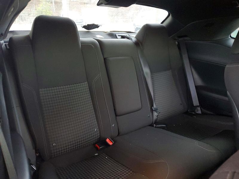 Photo 10 from auction – 2018 DODGE CHALLENGER with VIN 2C3CDZAG7JH128061