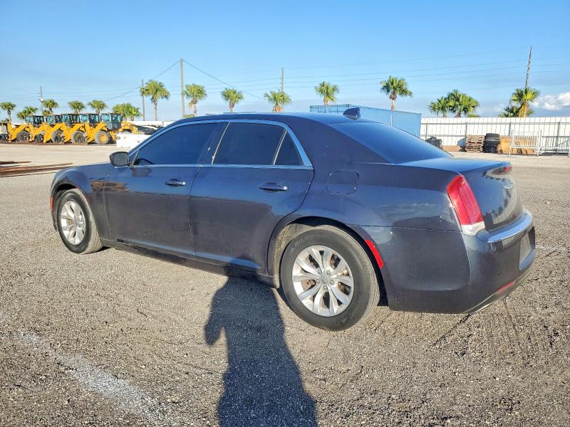 Photo 2 from auction – 2016 CHRYSLER 300 with VIN 2C3CCAAG0GH273763