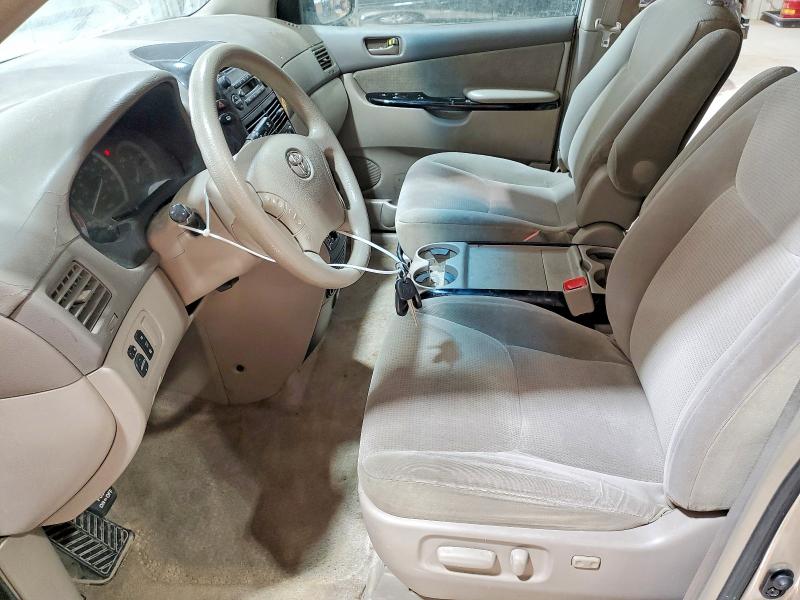 Photo 7 from auction – 2005 TOYOTA SIENNA CE with VIN 5TDZA23C75S311225