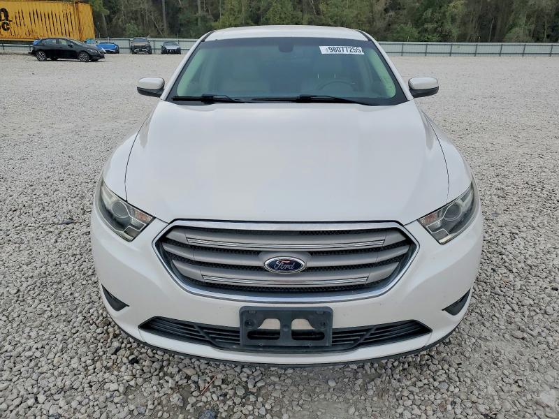 Photo 5 from auction – 2015 FORD TAURUS SEL with VIN 1FAHP2E89FG148534