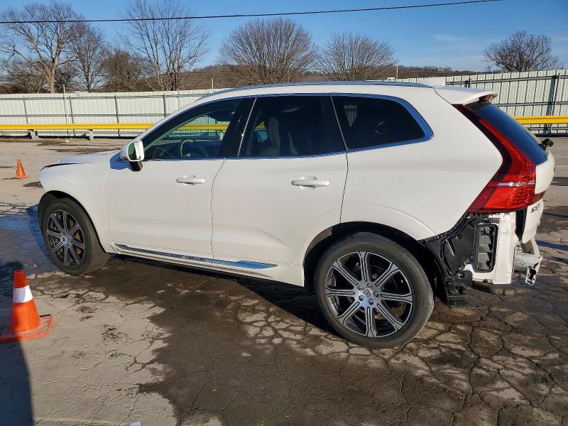 Photo 2 from auction – 2021 VOLVO XC60 with VIN YV4102DL7M1886528