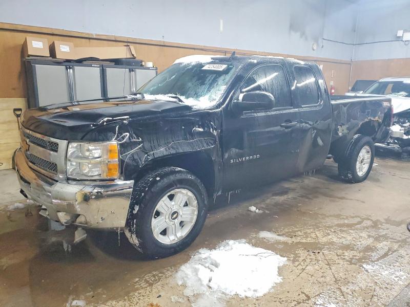 CHEVROLET SILVERADO 2013 with VIN 1GCRKSE73DZ375238 - Photo from auction