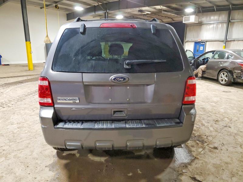 Photo 6 from auction – 2010 FORD ESCAPE XLT with VIN 1FMCU0D76AKA61167