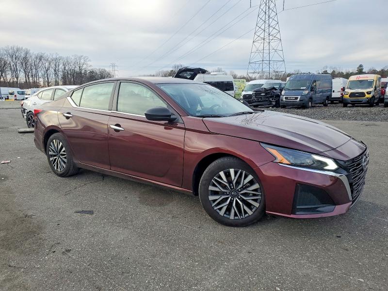 Photo 4 from auction – 2024 NISSAN ALTIMA SV with VIN 1N4BL4DV6RN337002