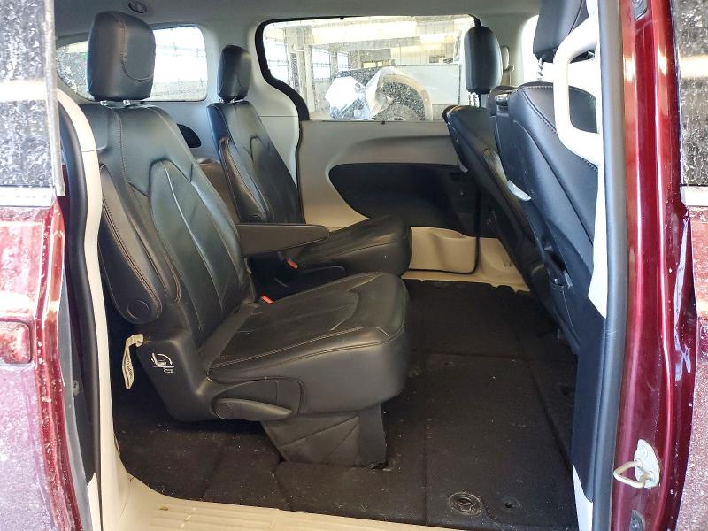 Photo 11 from auction – 2017 CHRYSLER PACIFICA with VIN 2C4RC1EG3HR811755