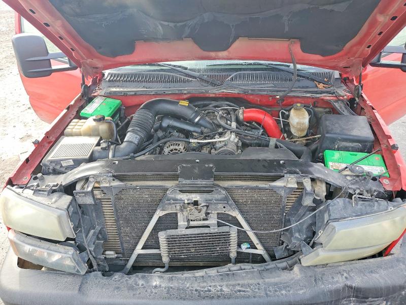Photo 11 from auction – 2005 CHEVROLET SILVERADO with VIN 1GCHK29275E180696