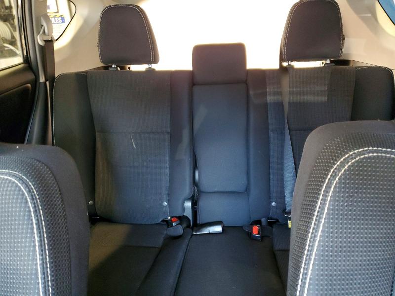 Photo 10 from auction – 2018 TOYOTA RAV4 with VIN 2T3RFREV9JW826373