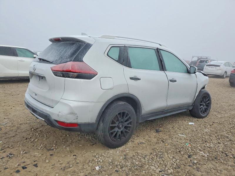 Photo 3 from auction – 2018 NISSAN ROGUE S with VIN KNMAT2MTXJP533624