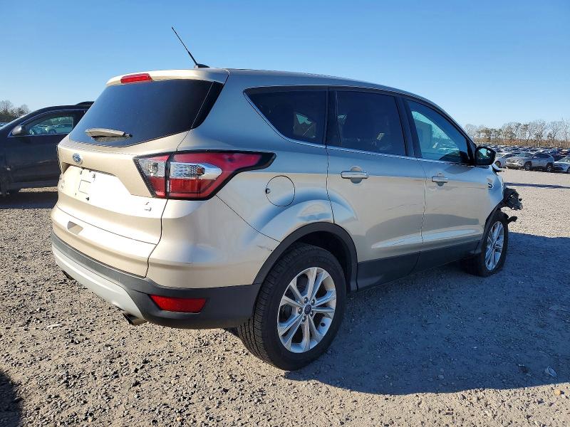 Photo 3 from auction – 2017 FORD ESCAPE with VIN 1FMCU9GD6HUC05854