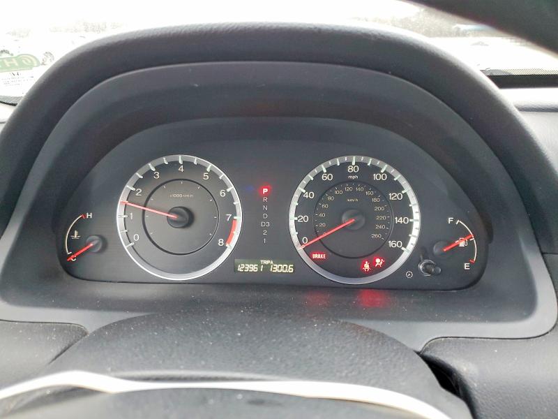 Photo 9 from auction – 2012 HONDA ACCORD with VIN 1HGCP2F72CA155710