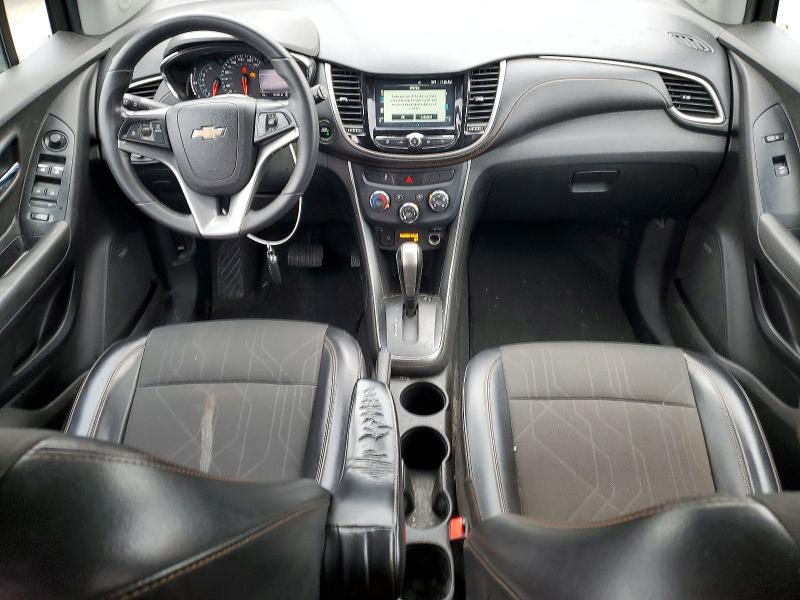 Photo 8 from auction – 2017 CHEVROLET TRAX 1LT with VIN 3GNCJLSB5HL223604