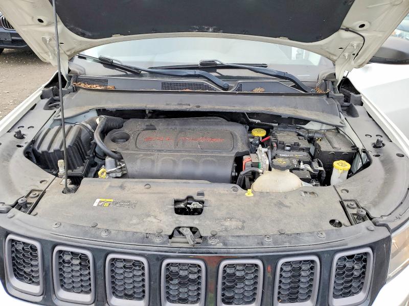 Photo 12 from auction – 2018 JEEP COMPASS TR with VIN 3C4NJDDB2JT306918