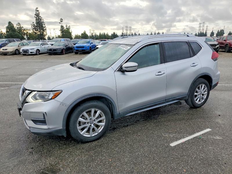 NISSAN ROGUE 2018 with VIN KNMAT2MTXJP523465 - Photo from auction