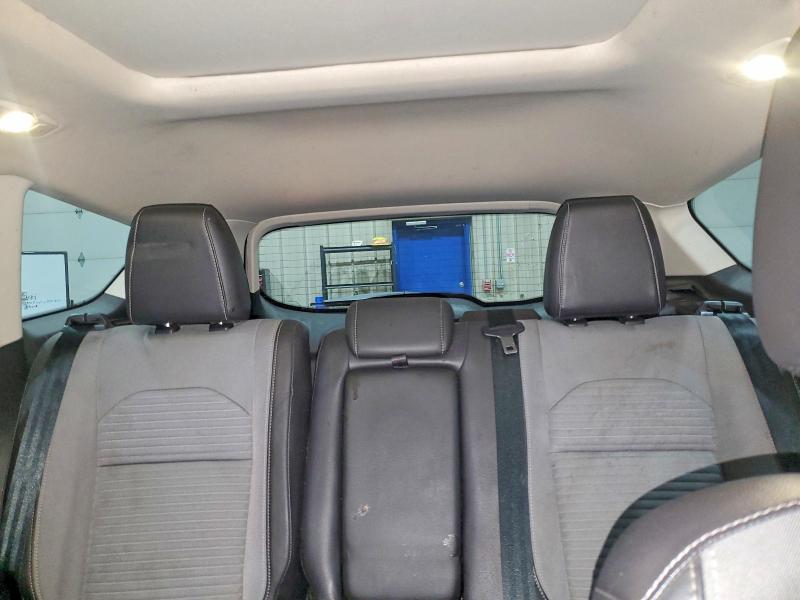 Photo 10 from auction – 2017 FORD ESCAPE SE with VIN 1FMCU9GD7HUA44592