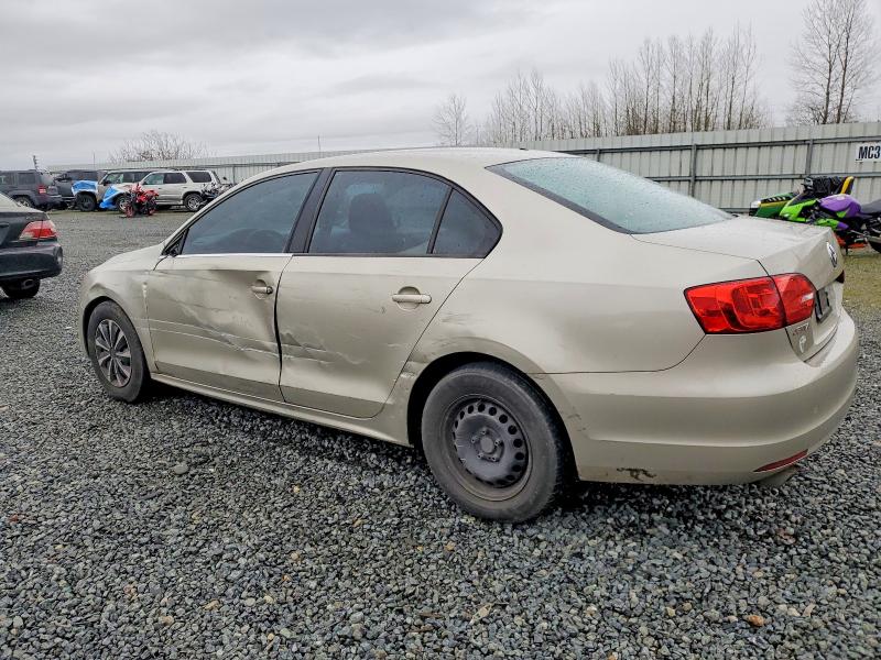 Photo 2 from auction – 2013 VOLKSWAGEN JETTA BASE with VIN 3VW2K7AJ4DM228490