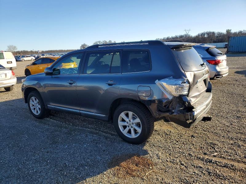 Photo 2 from auction – 2013 TOYOTA HIGHLANDER with VIN 5TDZK3EH4DS127757