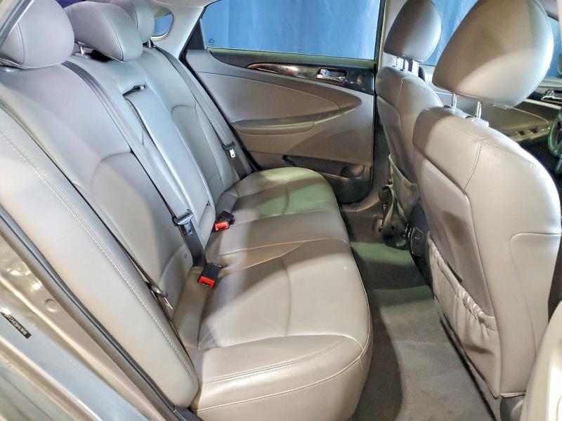 Photo 10 from auction – 2013 HYUNDAI SONATA SE with VIN 5NPEC4AC5DH578195