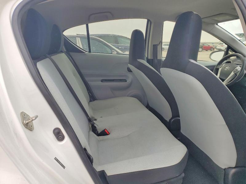 Photo 10 from auction – 2013 TOYOTA PRIUS C with VIN JTDKDTB38D1543182