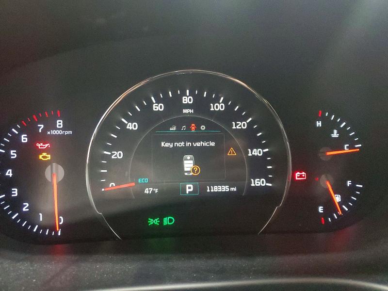 Photo 9 from auction – 2017 KIA SORENTO EX with VIN 5XYPHDA58HG323470