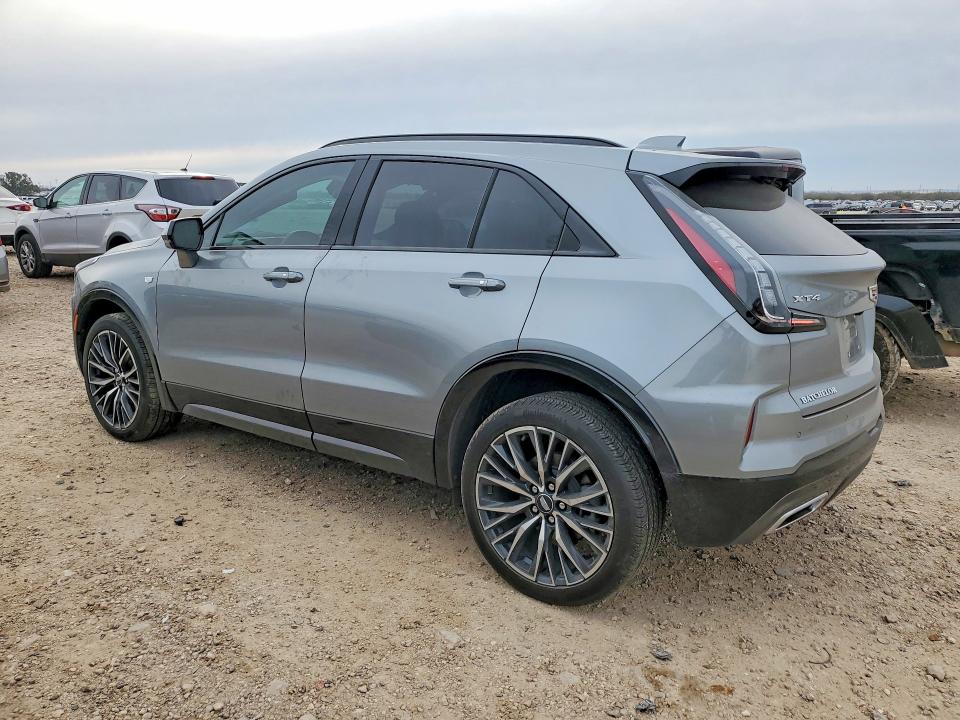Photo 2 from auction – 2024 CADILLAC XT4 with VIN 1GYFZER48RF241716