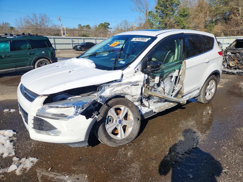 FORD ESCAPE SE 2016 with VIN 1FMCU0G98GUA31355 - Photo from auction